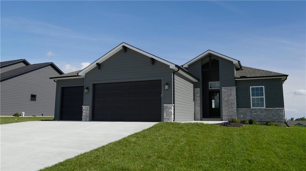 1150 W Edwards Street - Photo 1