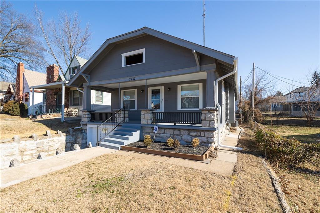 2237 Hardesty Avenue - Photo 1