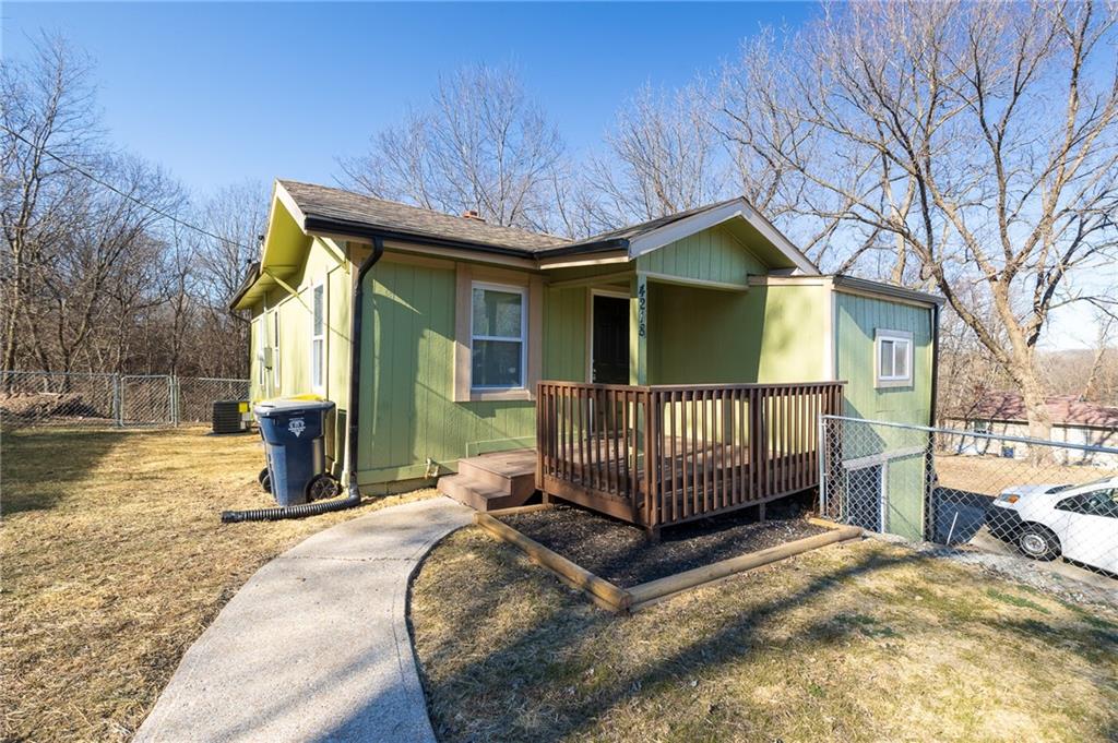 4218 Cypress Avenue - Photo 1