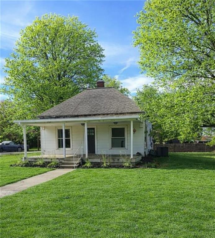 401 S Washington Street - Photo 1