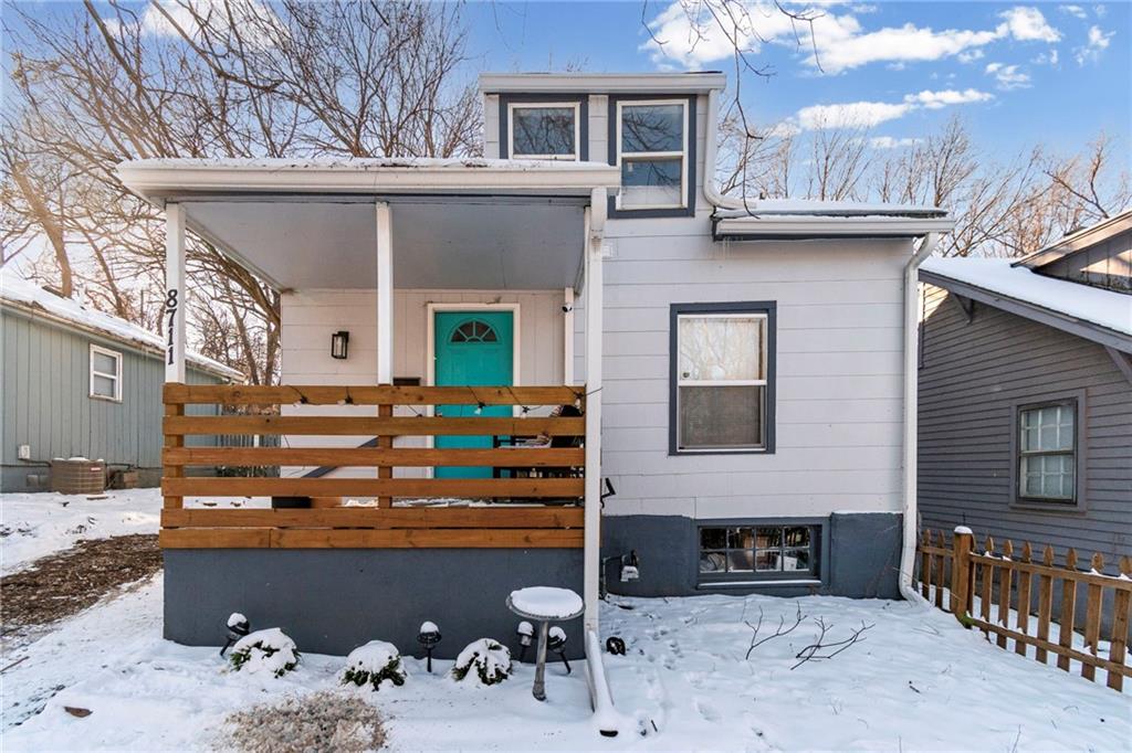 8711 E Smart Avenue - Photo 1