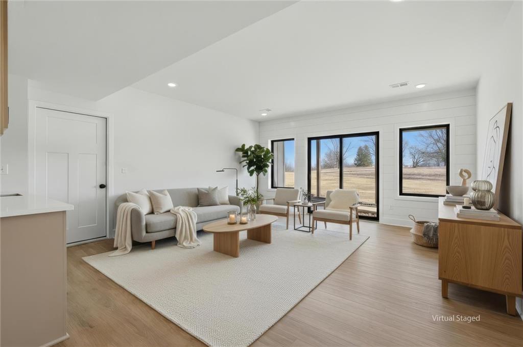 Thumbnail 37