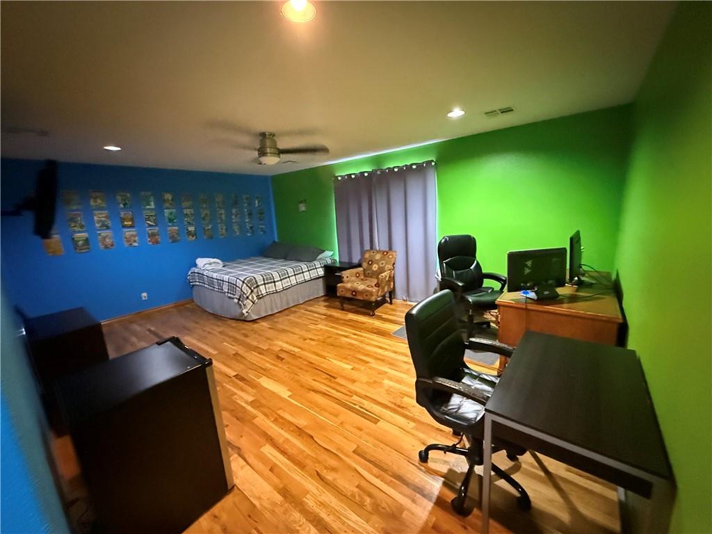 Thumbnail 57