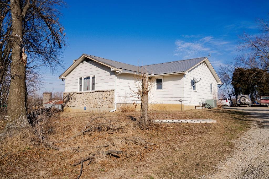20081 Spring Hill Road