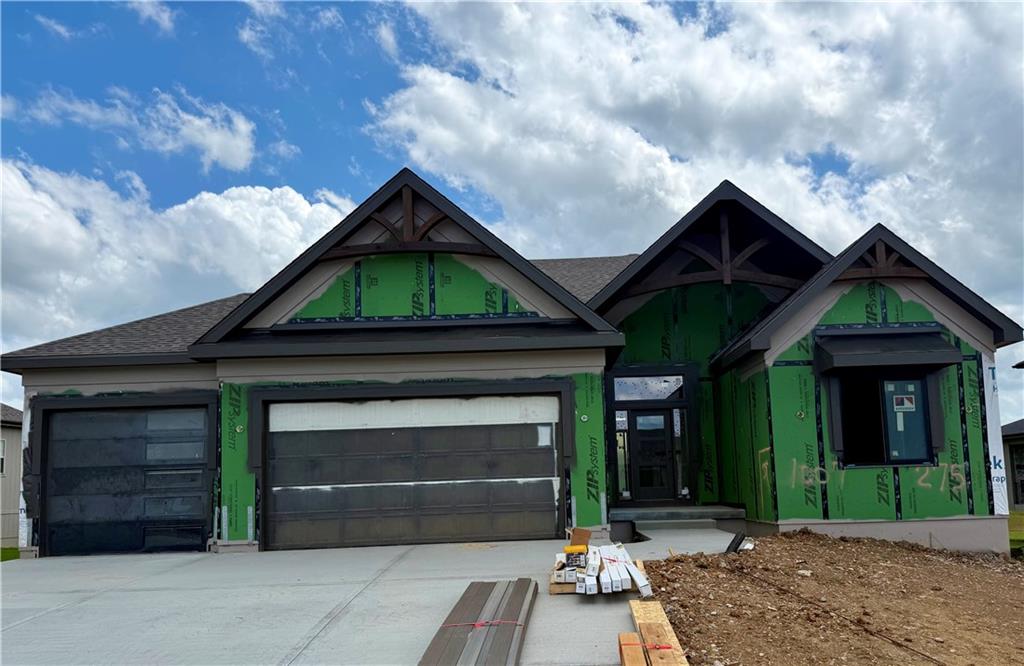 1007 Wilds Parkway - Photo 1