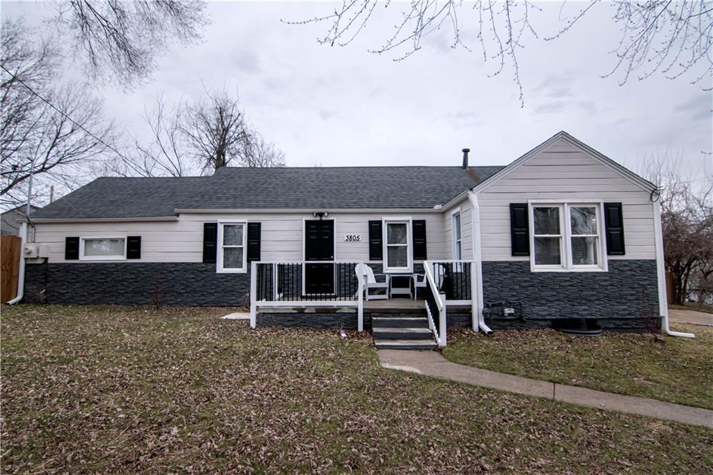 3805 Laurel Avenue - Photo 1