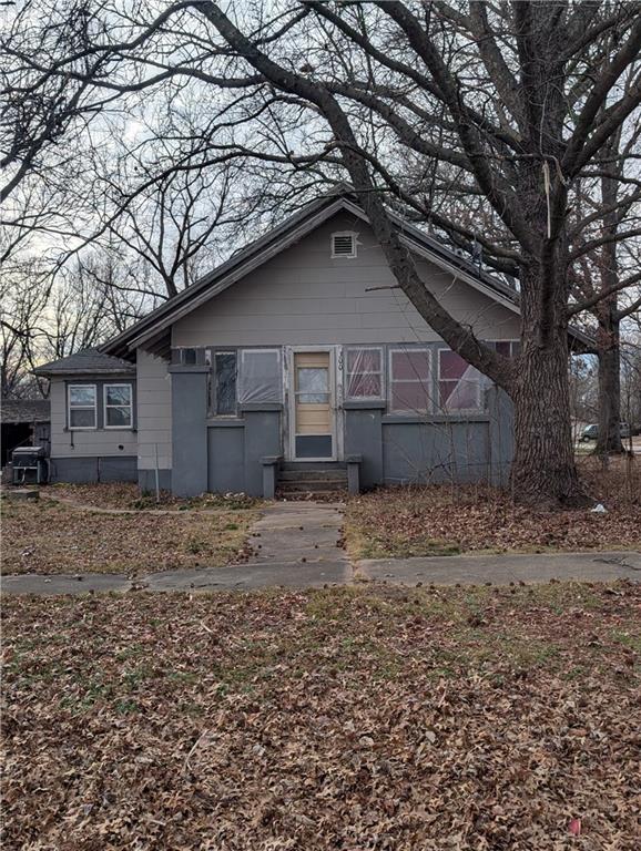 300 S First Street - Photo 1