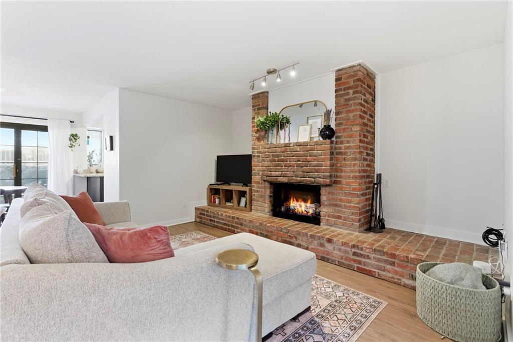 4056 Warwick Boulevard #7 - Photo 1