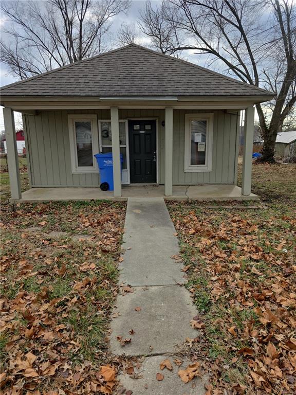 316 E 5th Street - Photo 1