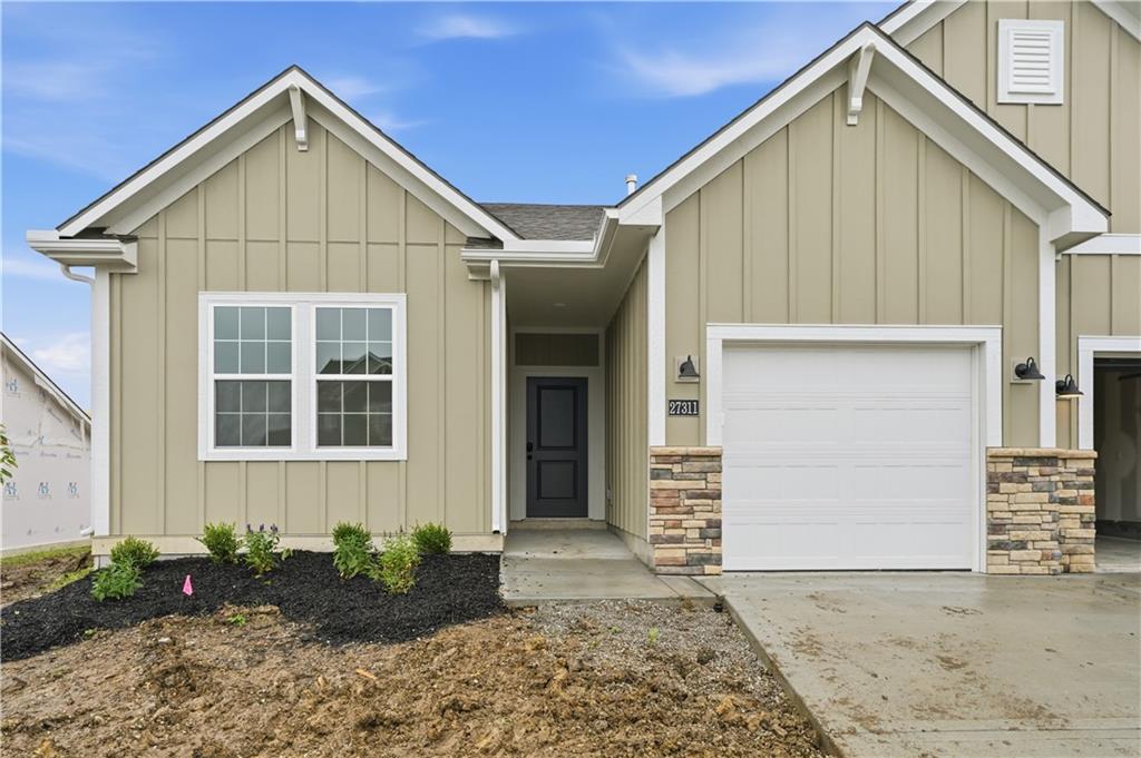 12408 S Acacia Drive - Photo 1