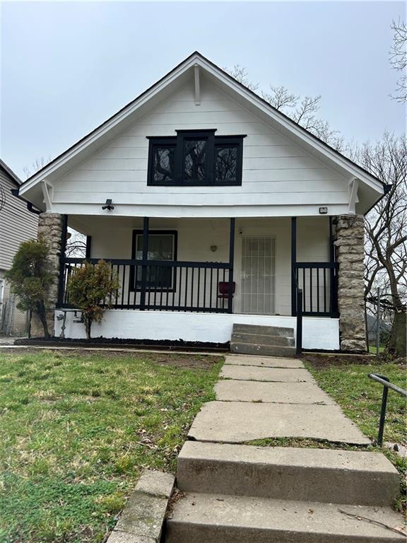 2326 Poplar Avenue - Photo 1