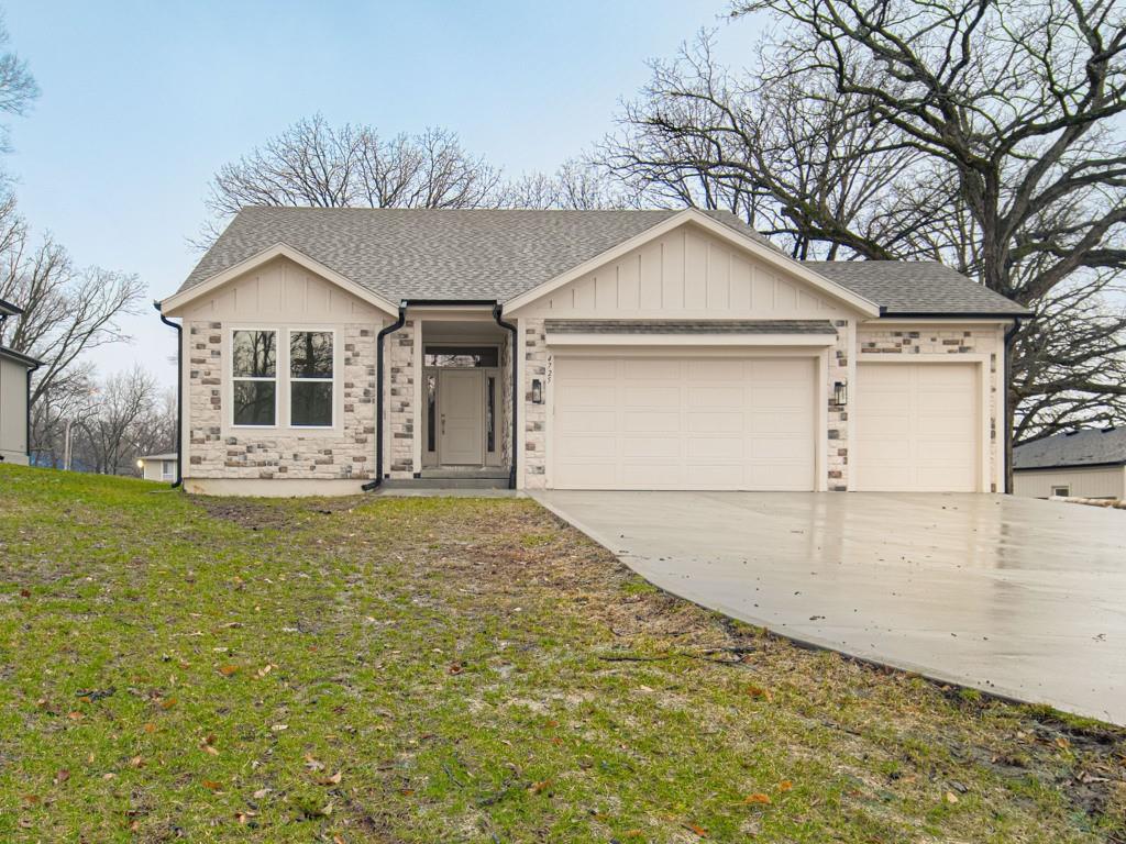 4725 NE Winn Road - Photo 1