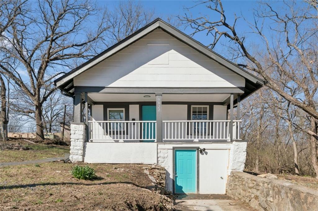 5822 Agnes Avenue - Photo 1