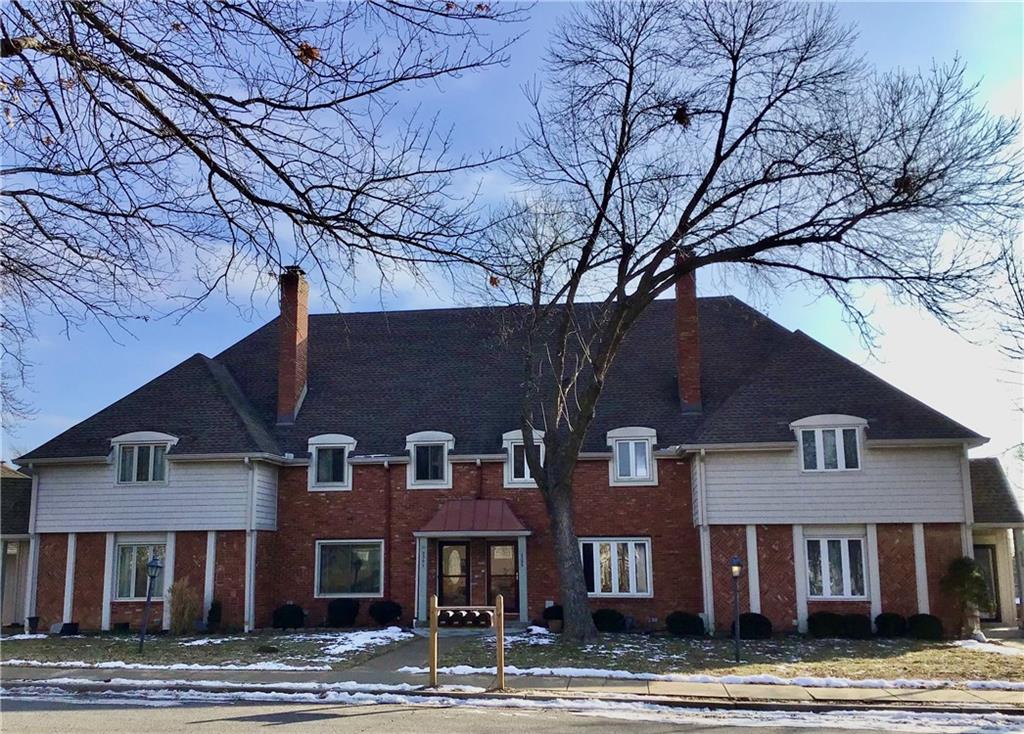 8395 NW WAUKOMIS Drive - Photo 1
