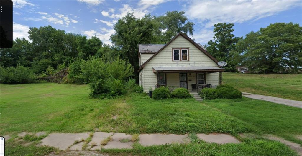 1716 Greeley Avenue - Photo 1