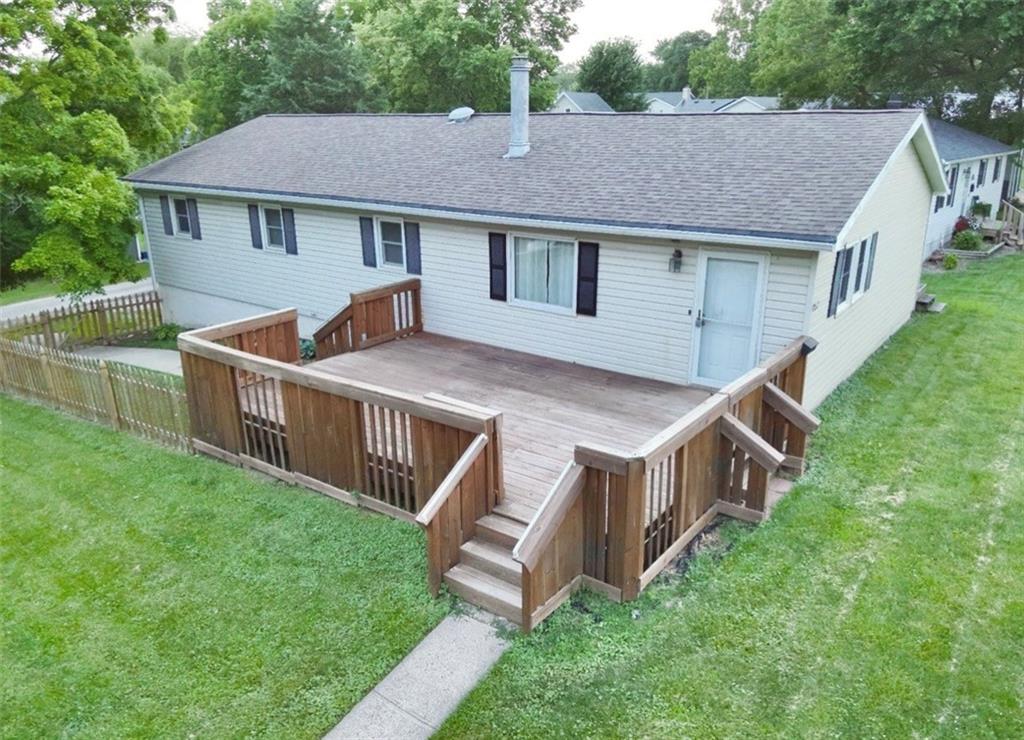 422 E THOMPSON Street - Photo 1