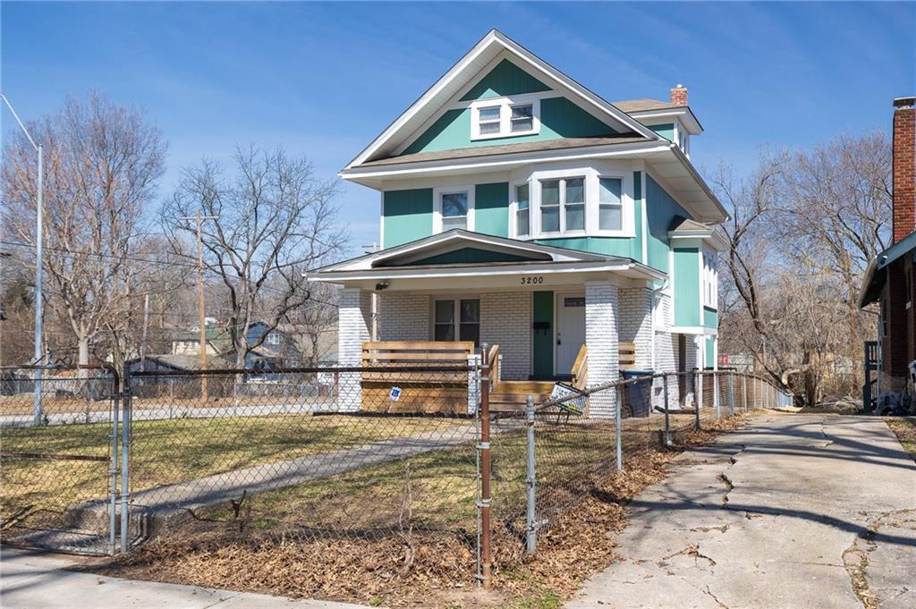 3200 Lockridge Street - Photo 1