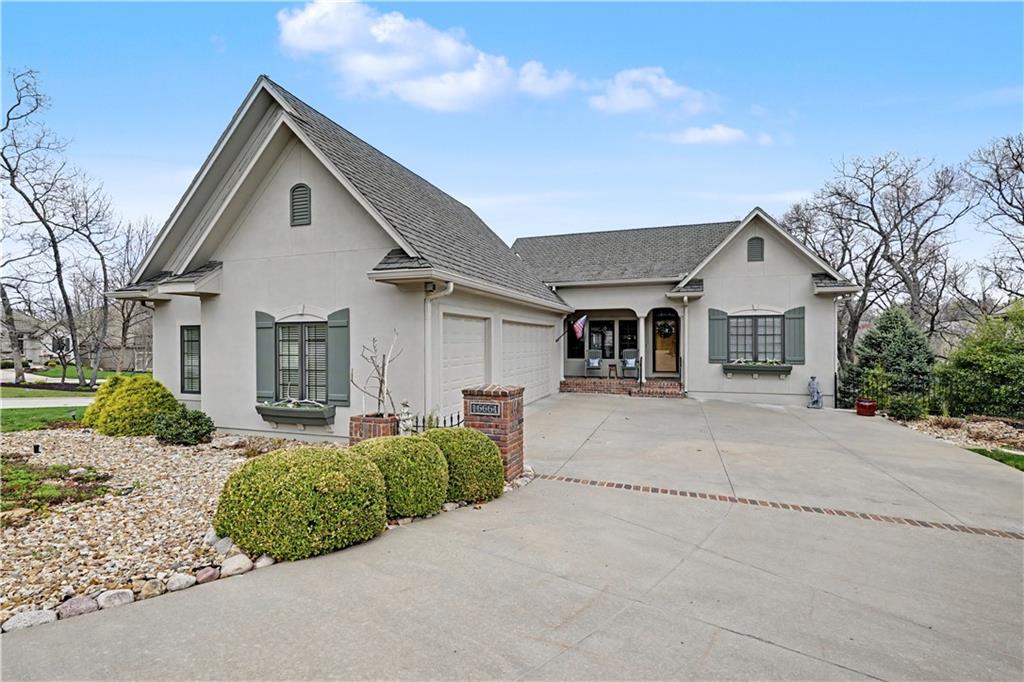 16661 S Country Club Drive - Photo 1