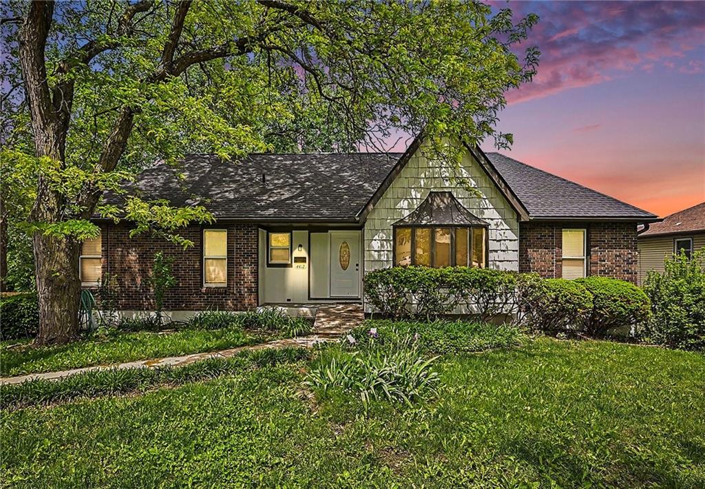 4412 E 104th Street - Photo 1