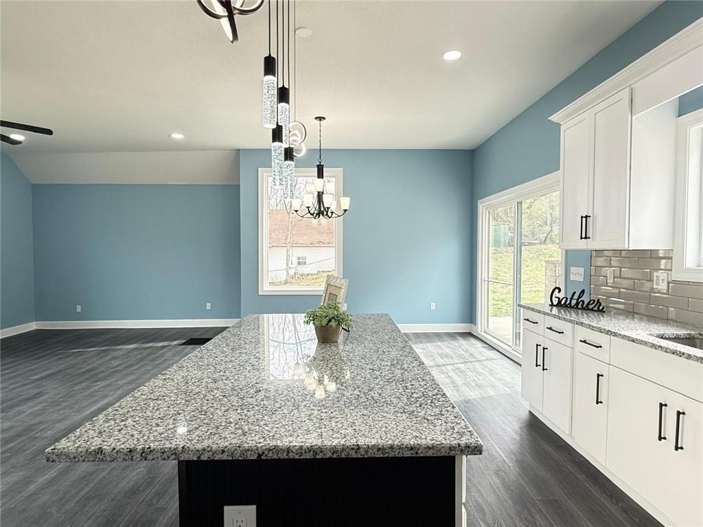 2538 Roe Lane
