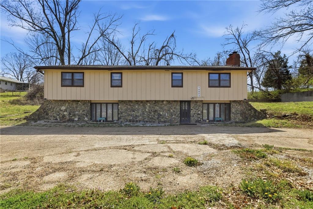 14903 E Kentucky Road - Photo 1