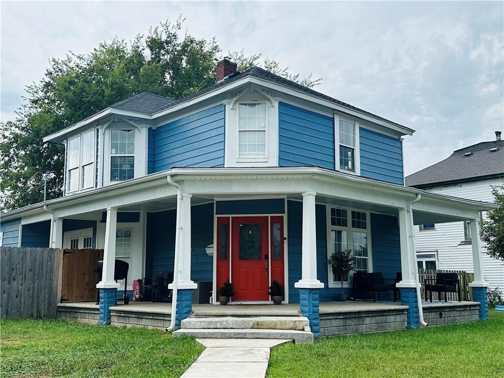 516 E 5th Street