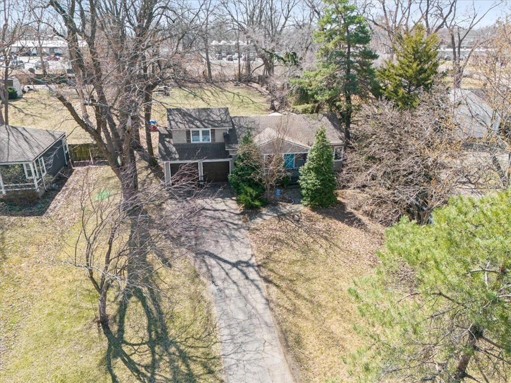 6901 W 82nd Street - Photo 1