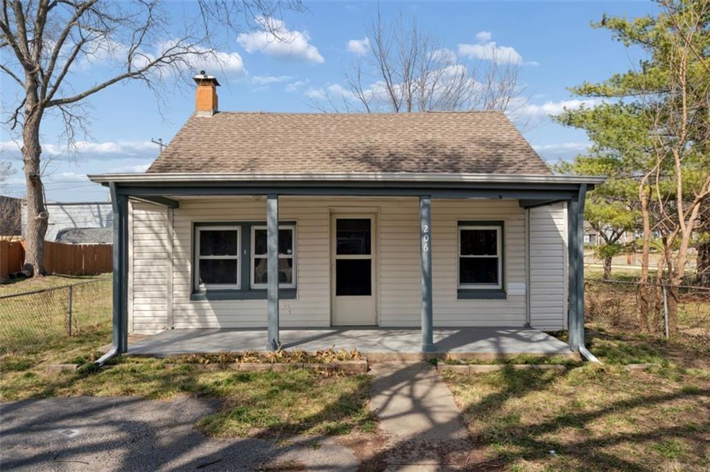 206 W 81st Street - Photo 1
