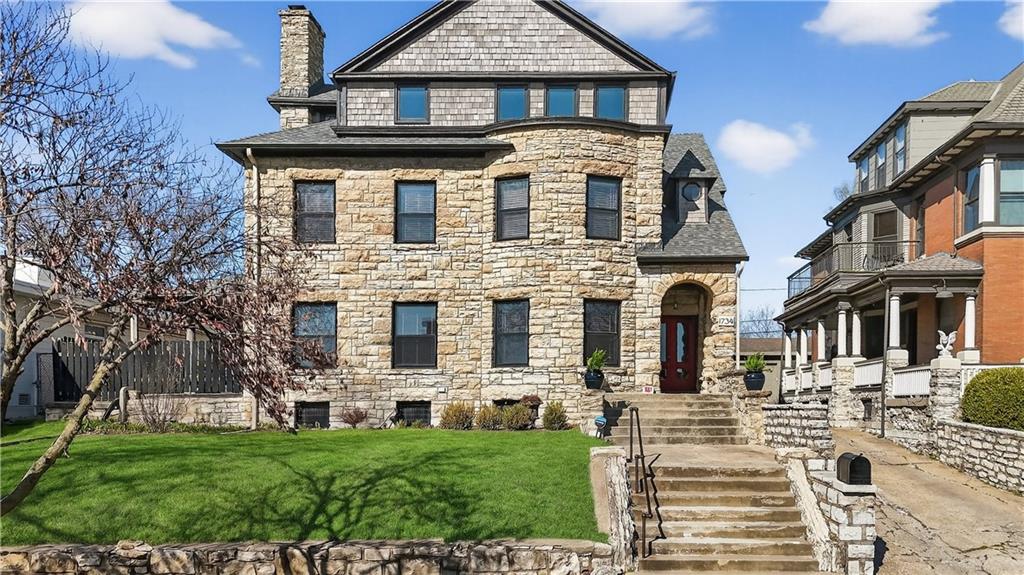 1734 Jefferson Street - Photo 1