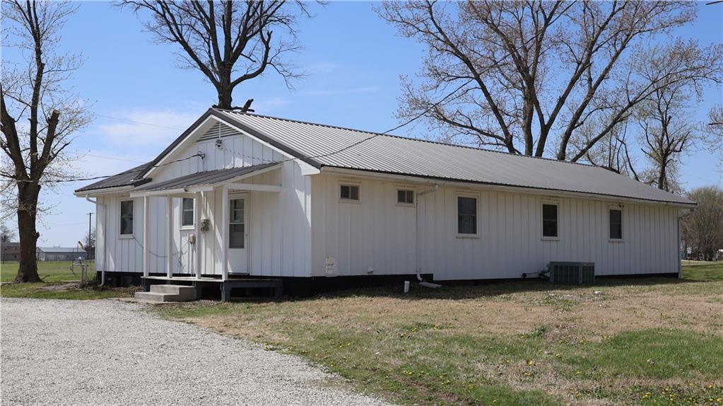 13975 NW 31 Highway - Photo 1
