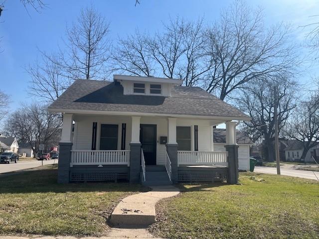 325 Brown Avenue - Photo 1