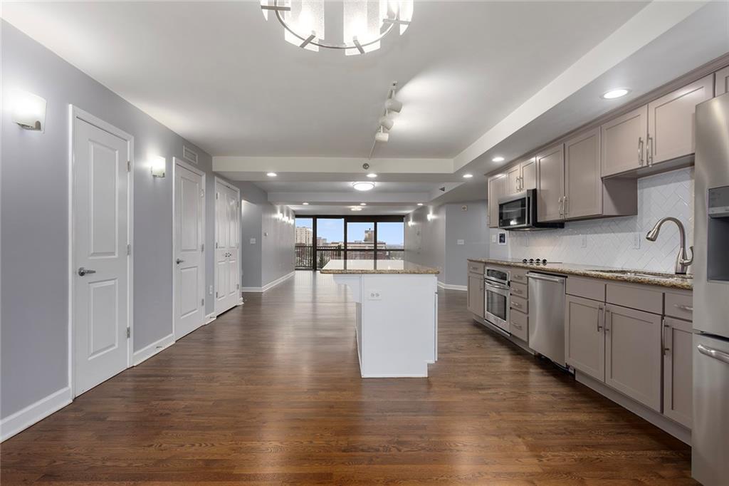 600 Admiral Boulevard #601 - Photo 1