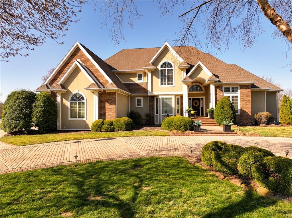 304 Reavley Drive - Photo 1