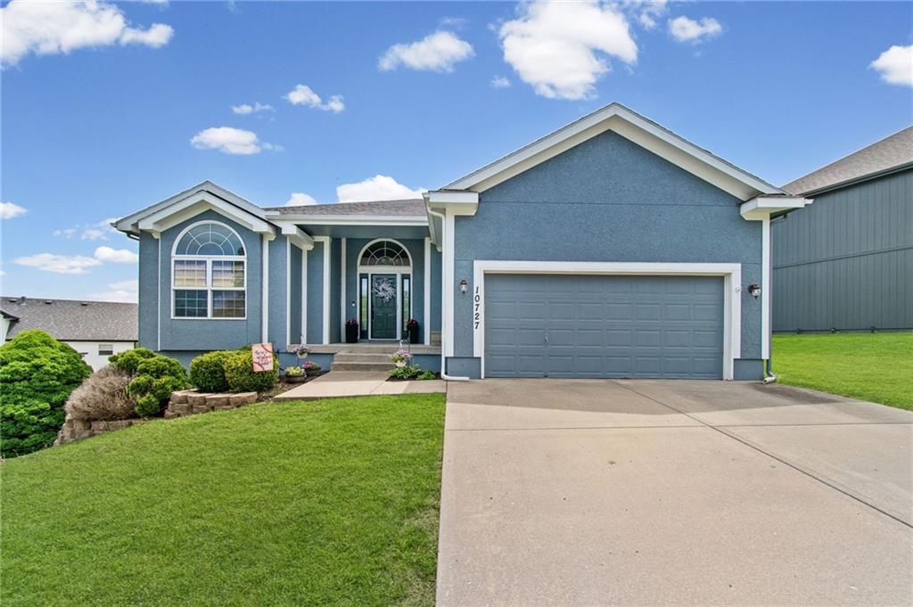 10727 N Tennessee Avenue - Photo 1