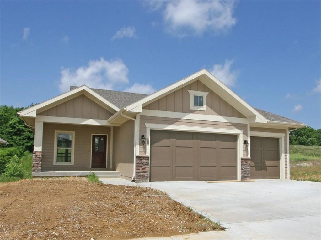 4820 NW Huonker Court - Photo 1