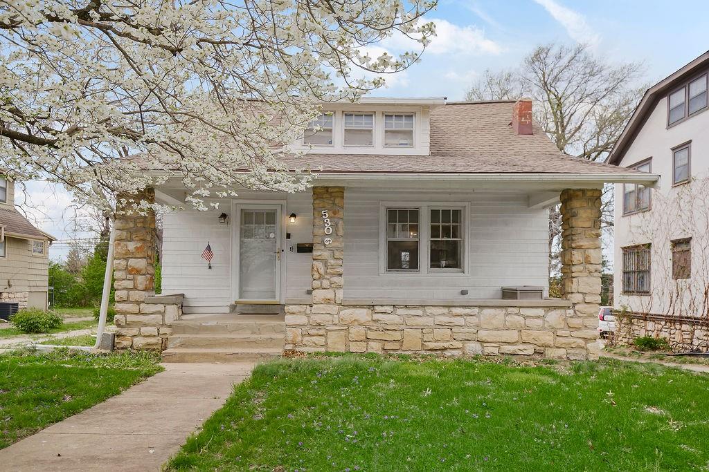 5306 Charlotte Street - Photo 1