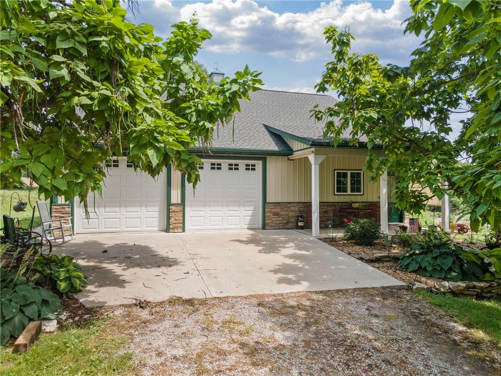 1010 Lakesite Road - Photo 1