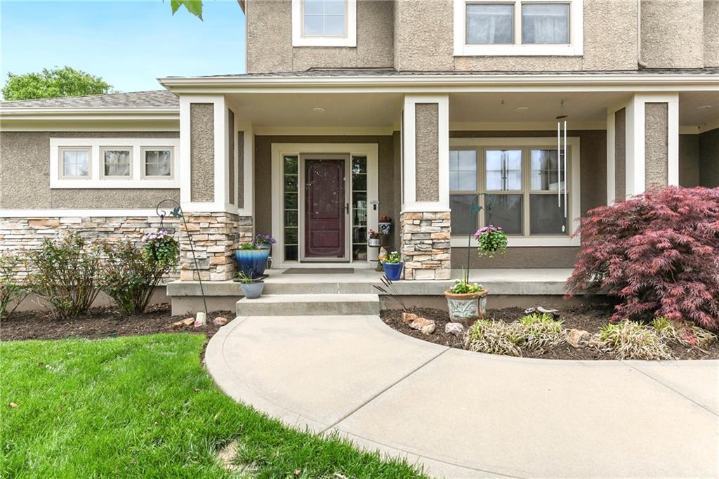 1917 SW Sage Canyon Road - Photo 1