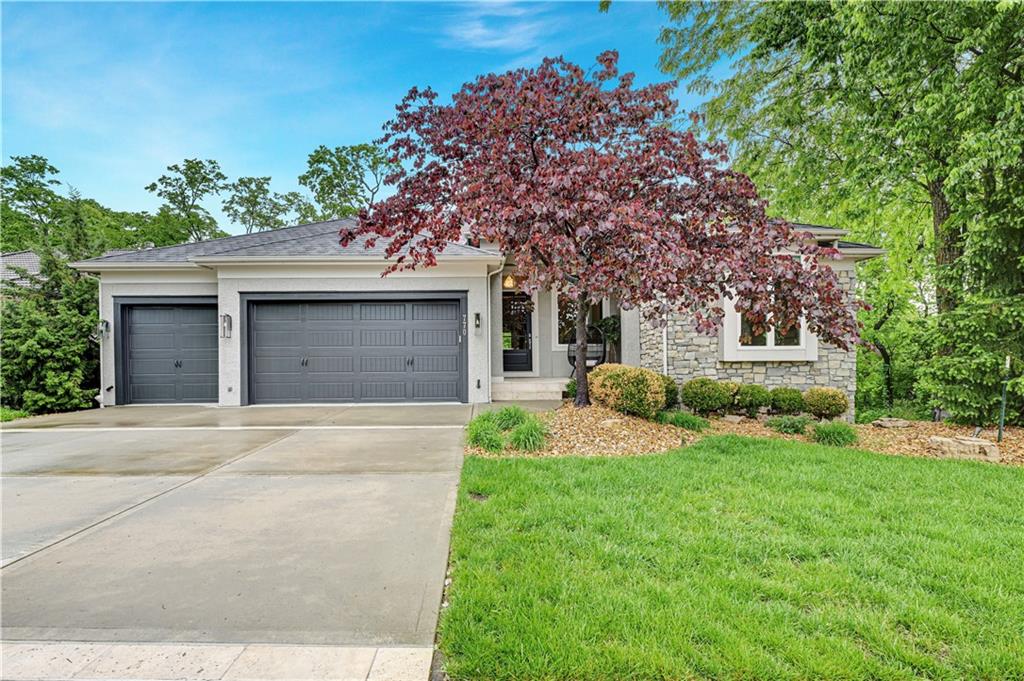 770 Suffolk Lane - Photo 1