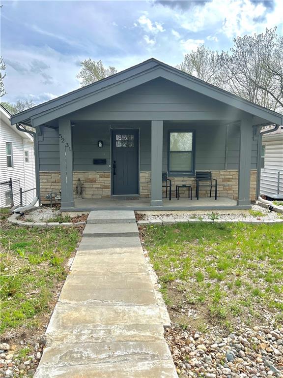 5231 Gladstone Boulevard - Photo 1