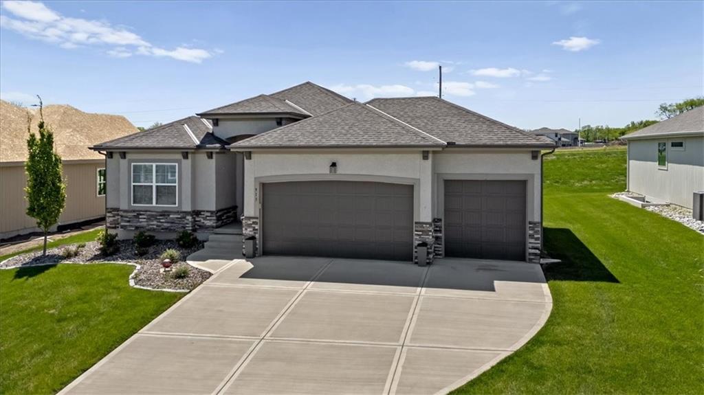 913 Zennor Lane - Photo 1