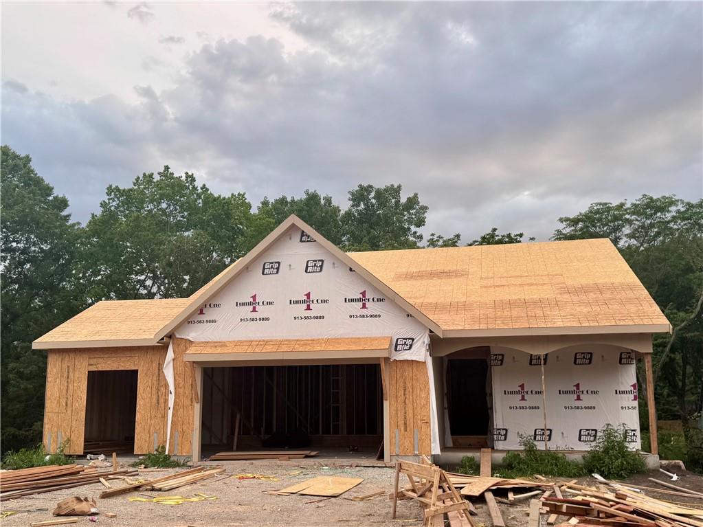 8646 Eagle Creek Drive