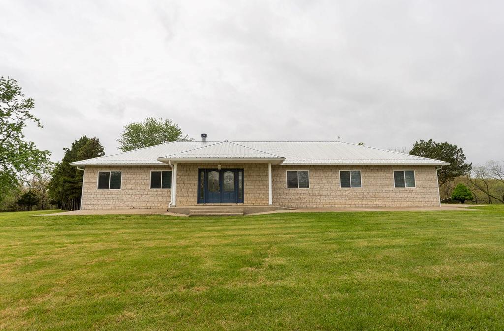 5515 NW 451 Road - Photo 1
