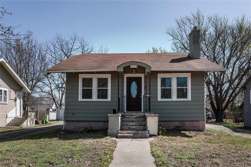 1229 S Main Street - Photo 1