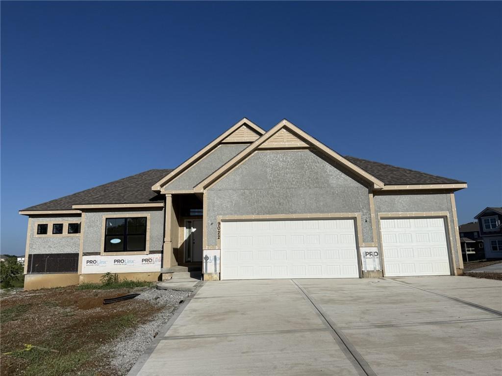 9022 N Colorado Avenue - Photo 1