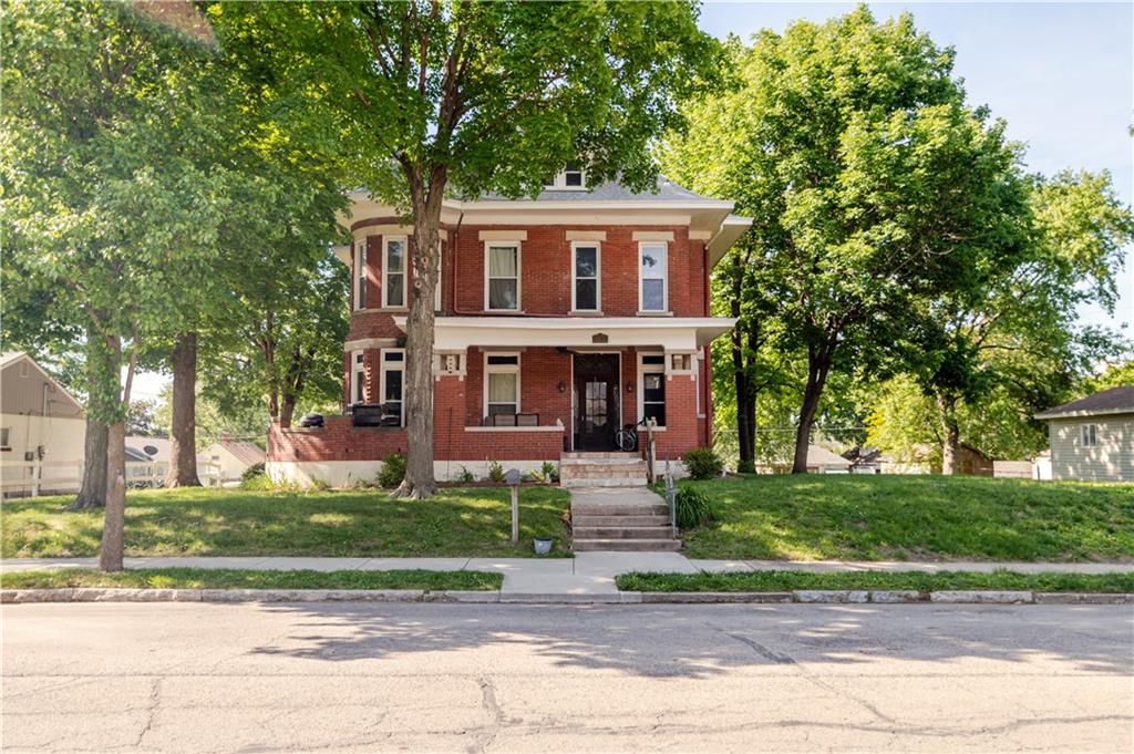 1120 Kansas Avenue
