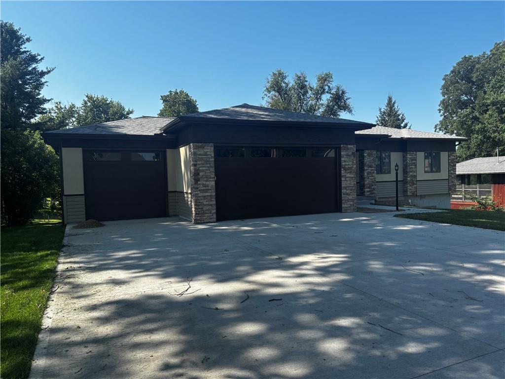 3408 BROWN Street - Photo 1