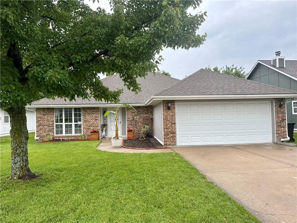 1013 Bedford Drive - Photo 1