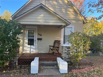119 W 7th Street - Photo 1