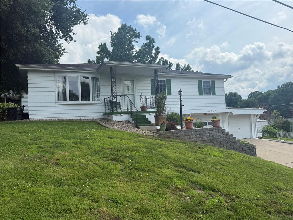 2520 Westminister Lane - Photo 1